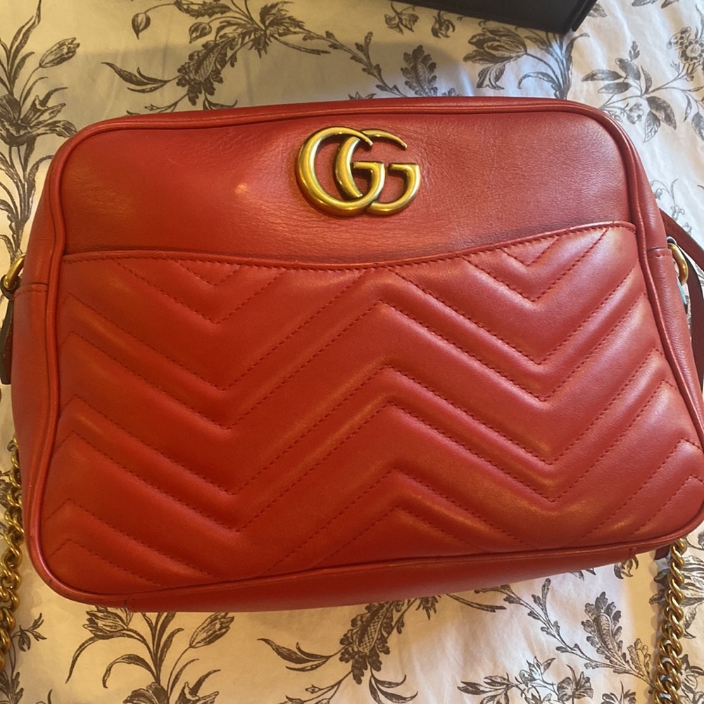 GUCCI Calfskin Matelasse Medium GG Marmont Chain Shoulder Bag  - Red gently used